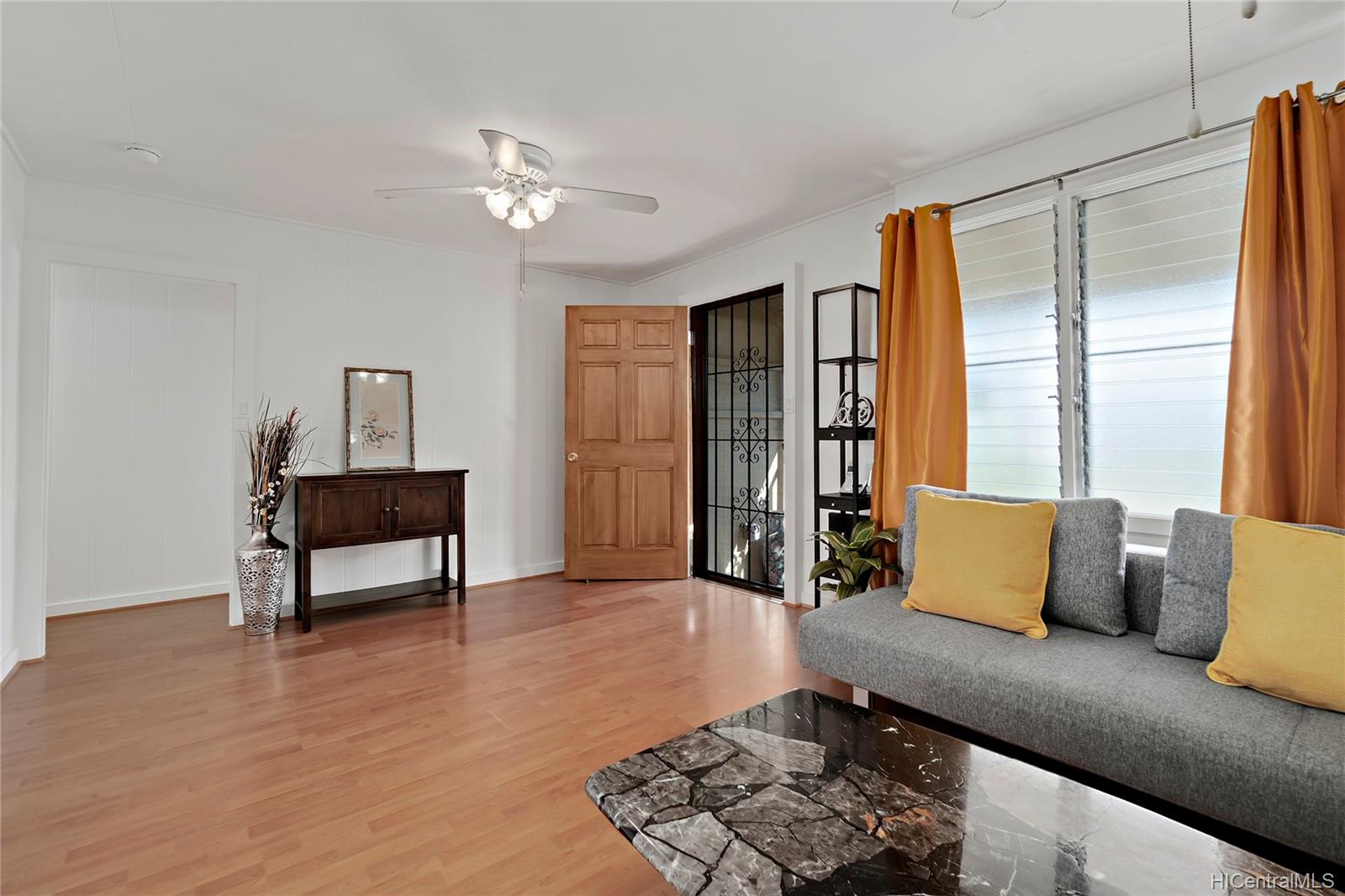 3284 Hoanoho Place Honolulu, HI 96816