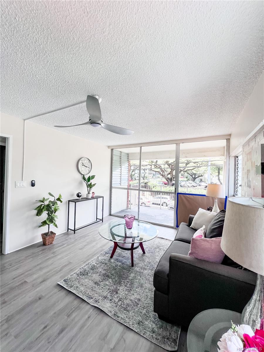 1535 Punahou Street #204, Honolulu, HI 96822