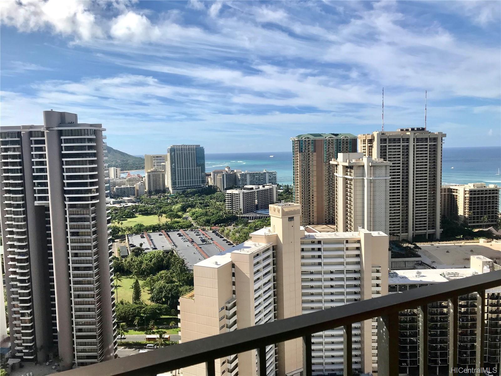 411 Hobron Lane #3805, Honolulu, HI 96815