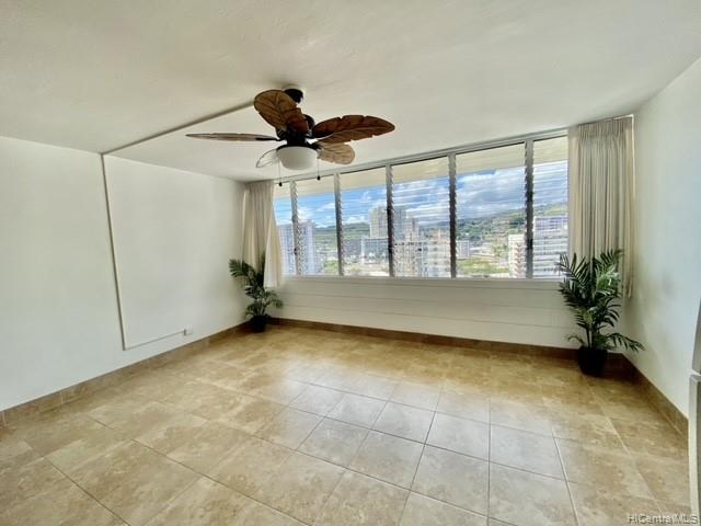 1550 Wilder Avenue #A1302, Honolulu, HI 96822