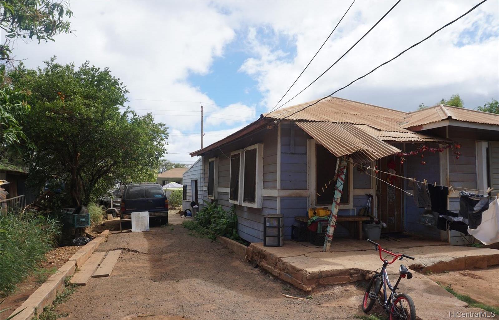 87-1409 Akowai Road Waianae, HI 96792