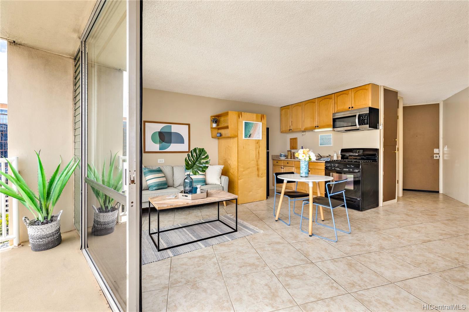 750 Amana Street #1807, Honolulu, HI 96814