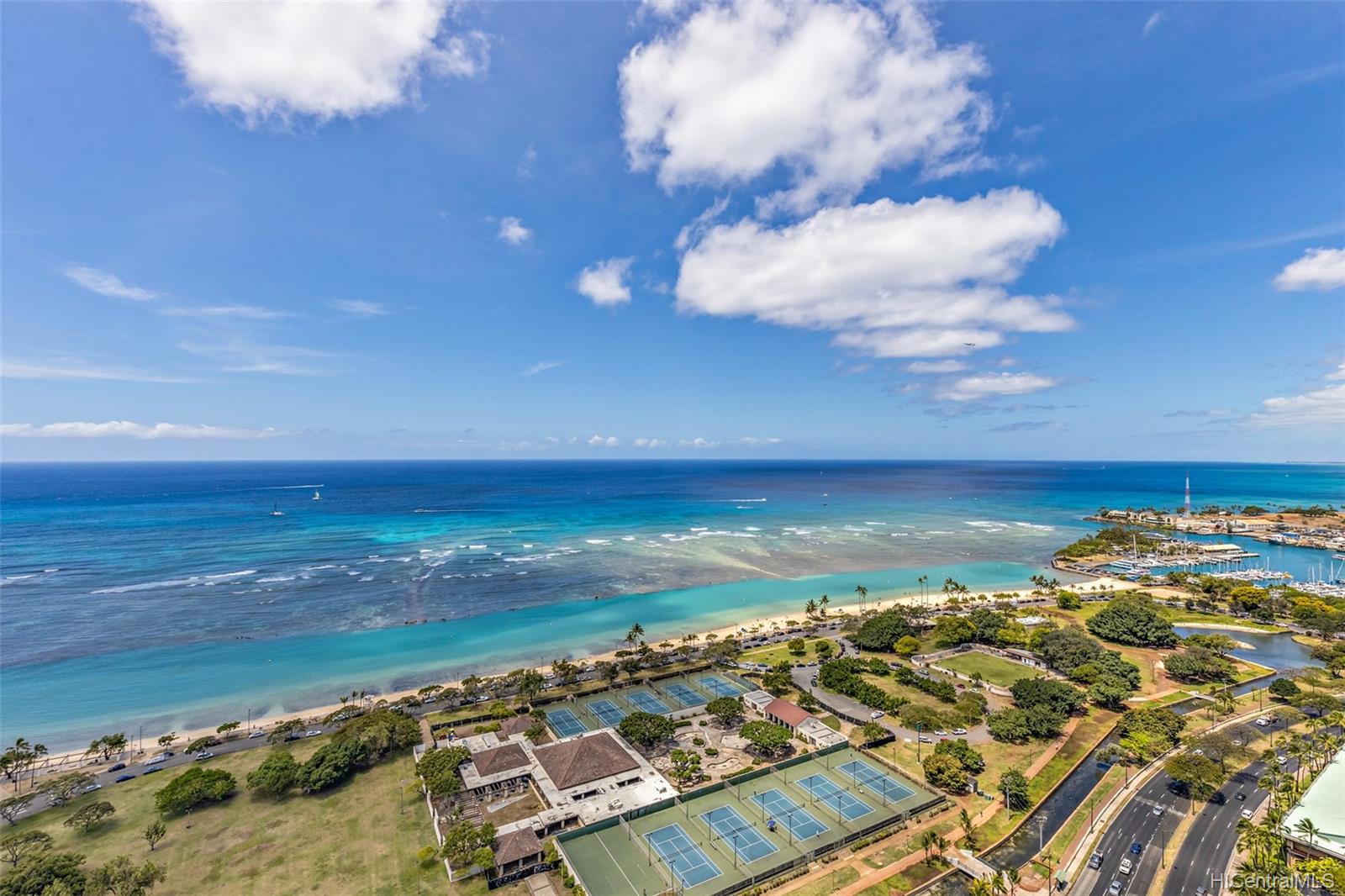 Nauru Tower 1330 Ala Moana Boulevard #3901, Honolulu, HI 96814