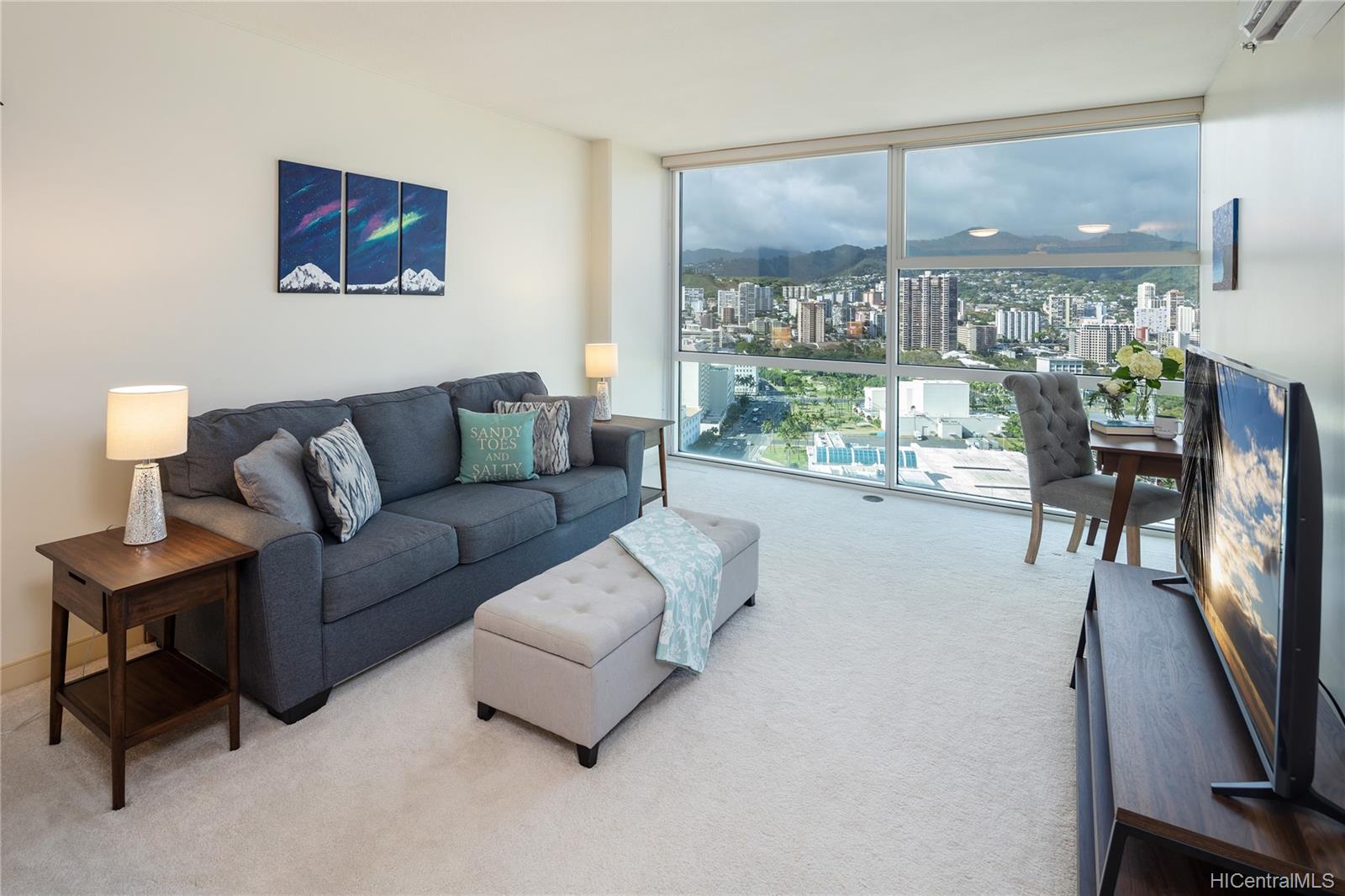 909 Kapiolani Boulevard #2805, Honolulu, HI 96814