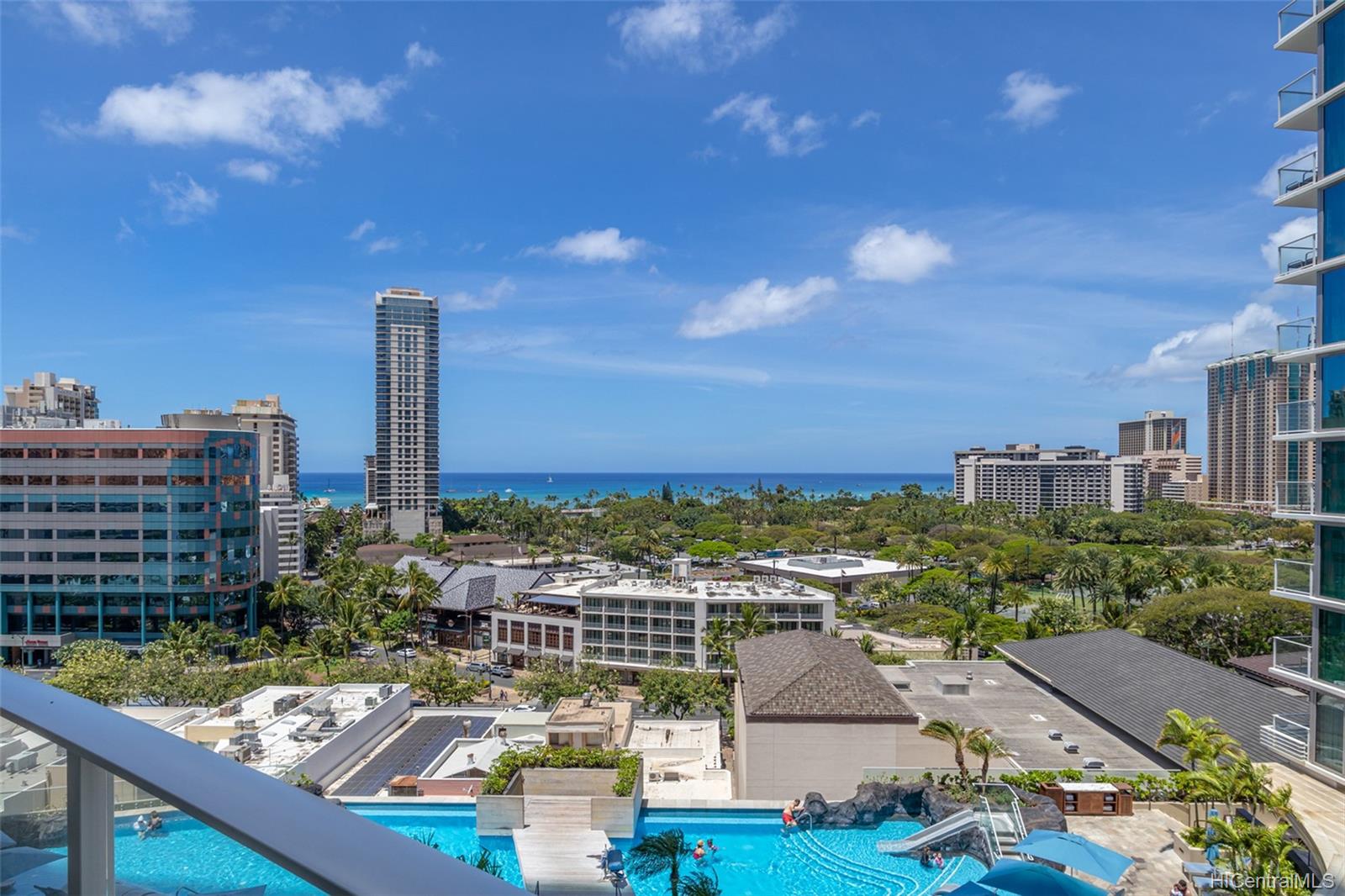 2139 Kuhio Avenue #1201, Honolulu, HI 96815