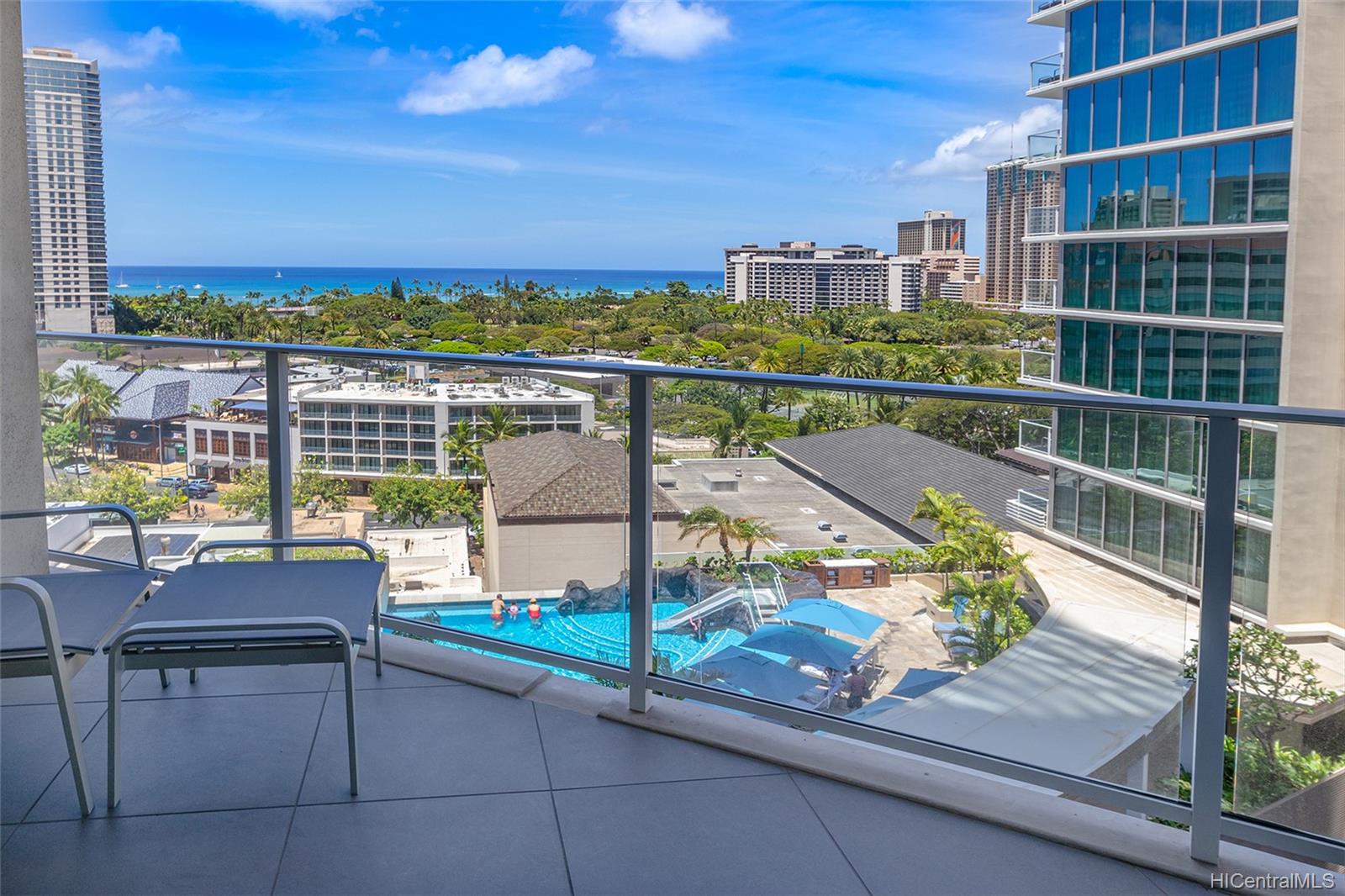 2139 Kuhio Avenue #1201, Honolulu, HI 96815