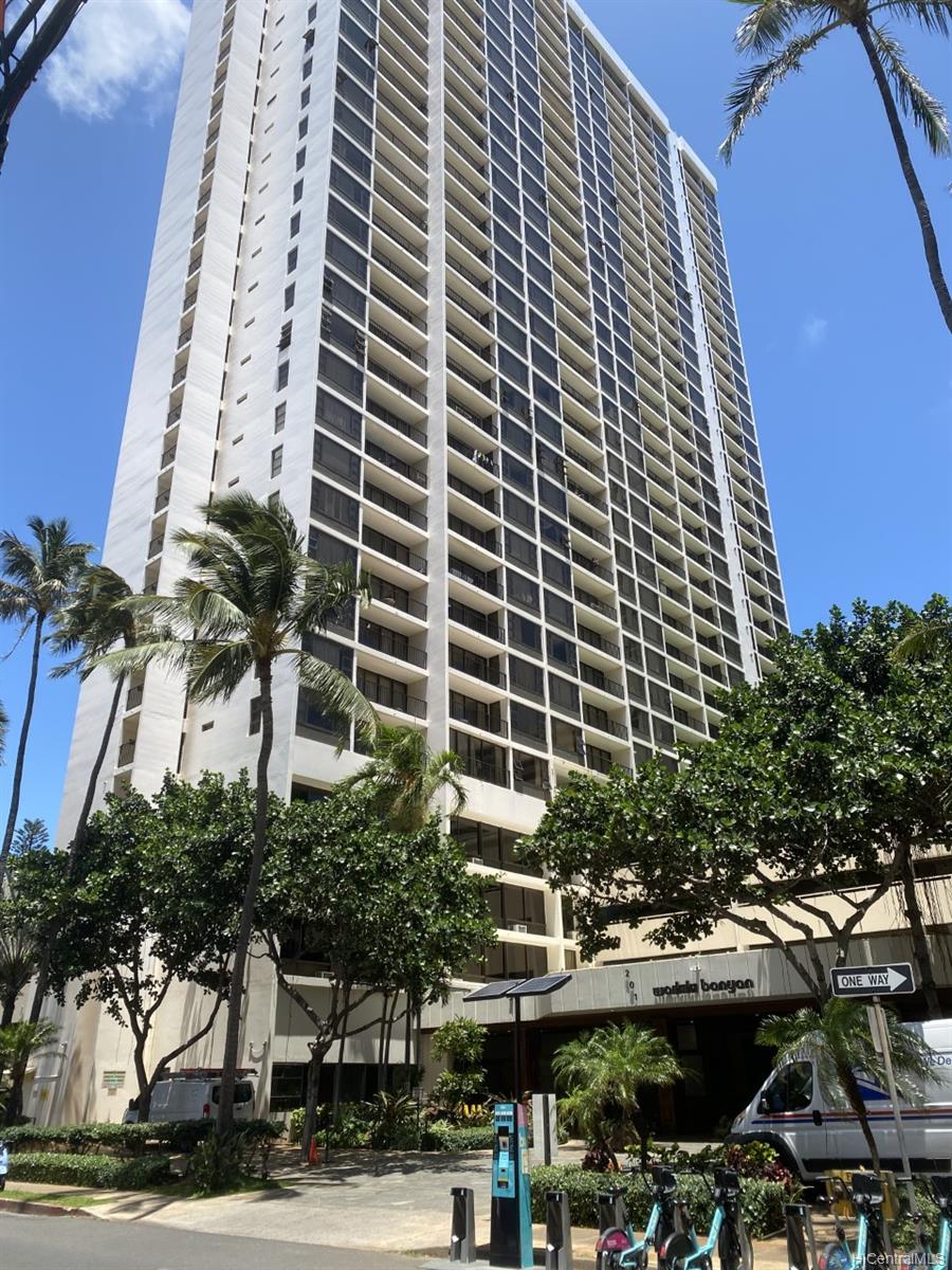 201 Ohua Avenue #1005, Honolulu, HI 96815