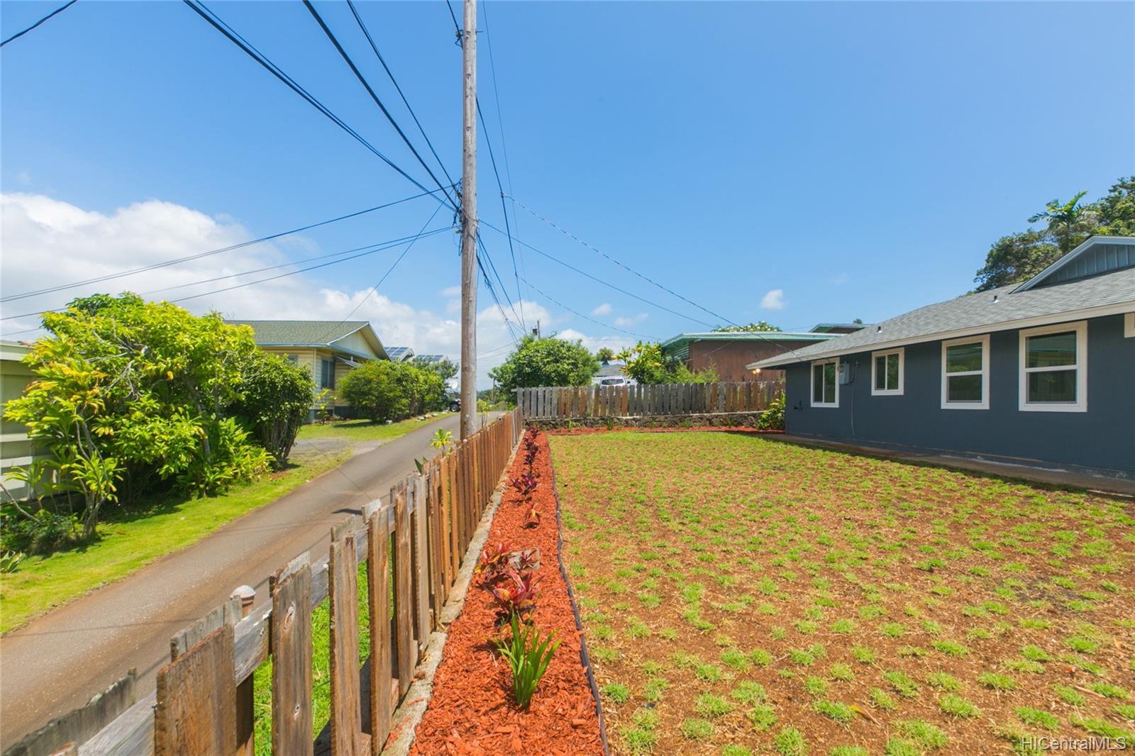 99-1212 Aiea Heights Drive Aiea, HI 96701