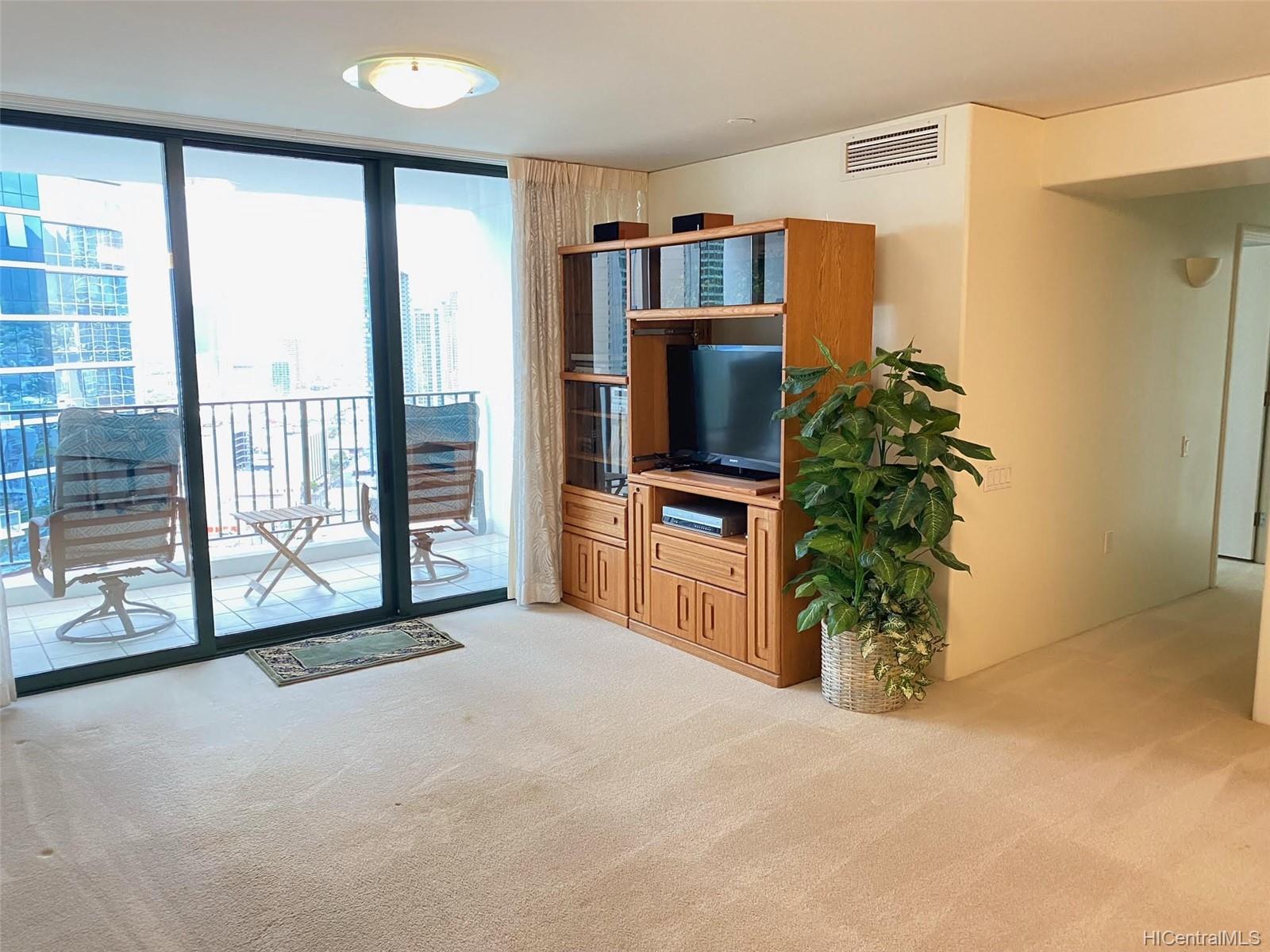 88 Piikoi Street #3002, Honolulu, HI 96814