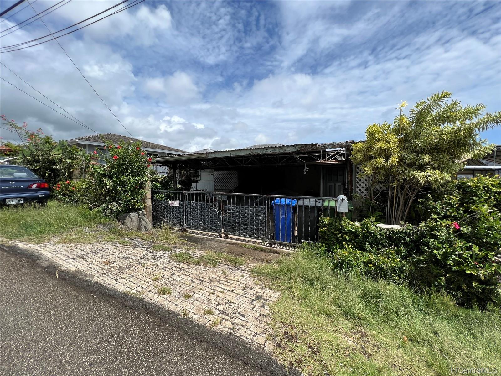 951 Hala Drive Honolulu, HI 96817