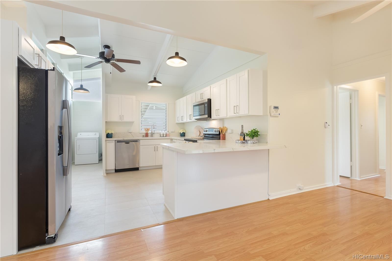 1335 Manu Mele Street Kailua, HI 96734