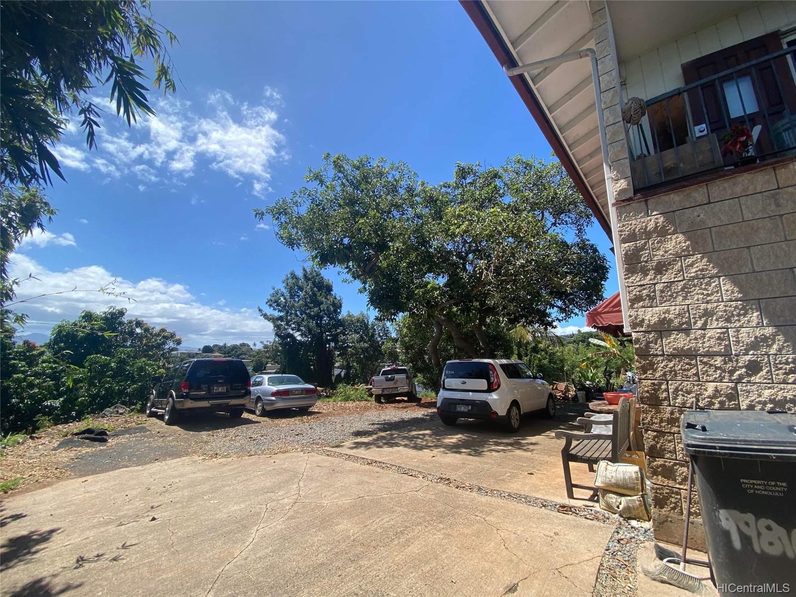 99-816A Kealaluina Drive Aiea, HI 96701