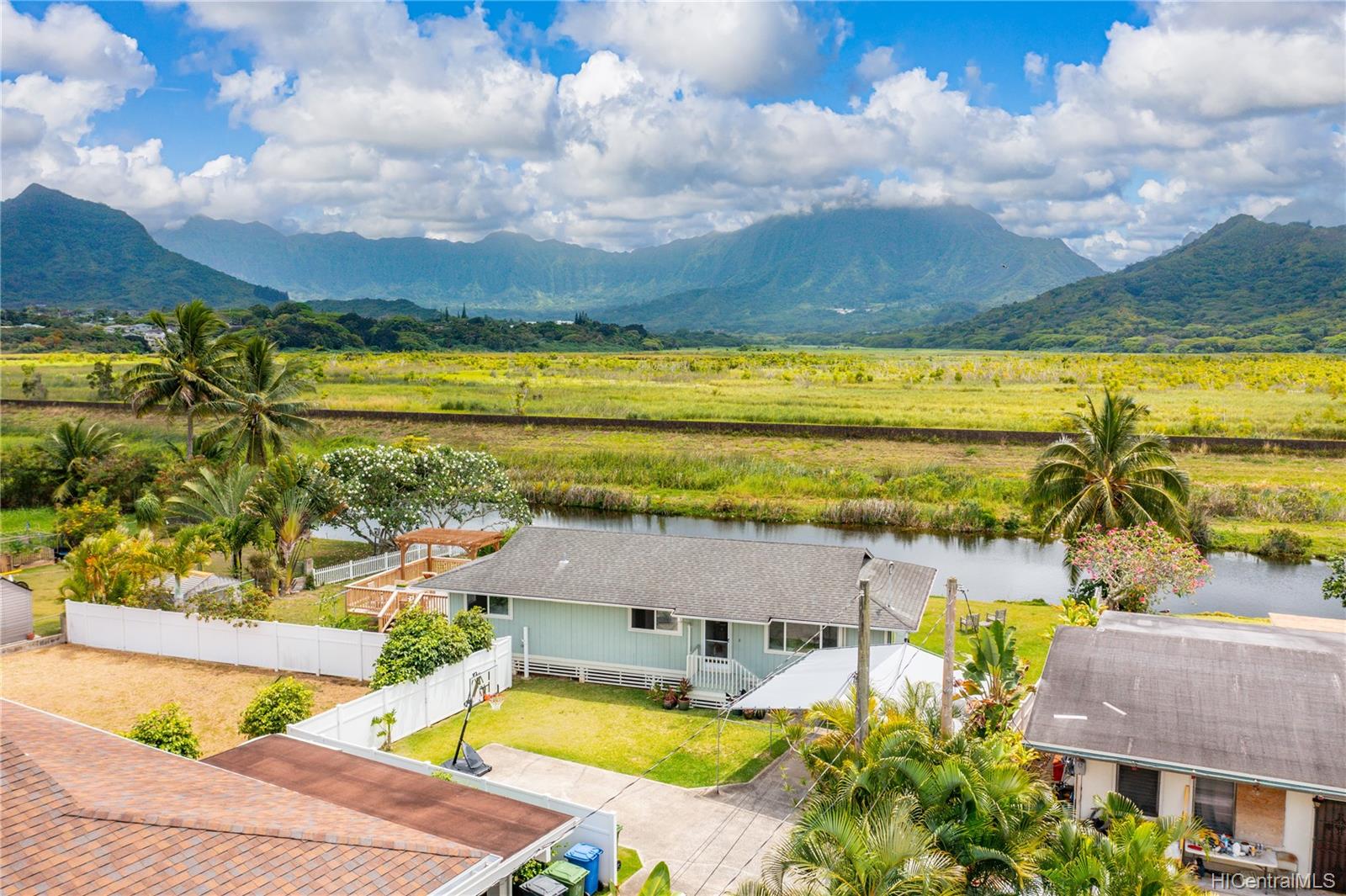 237 Kihapai Street #A, Kailua, HI 96734