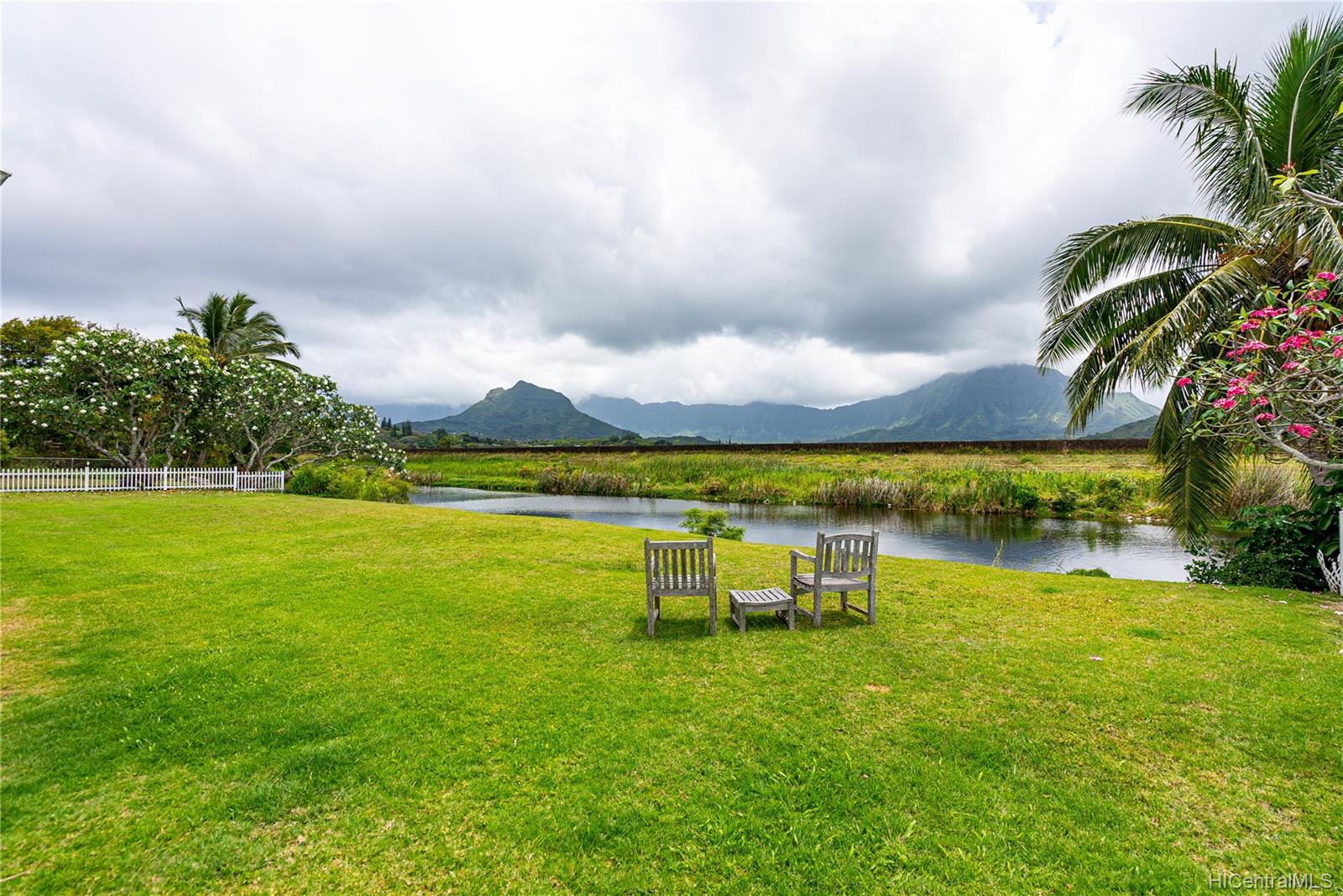 237 Kihapai Street #A, Kailua, HI 96734