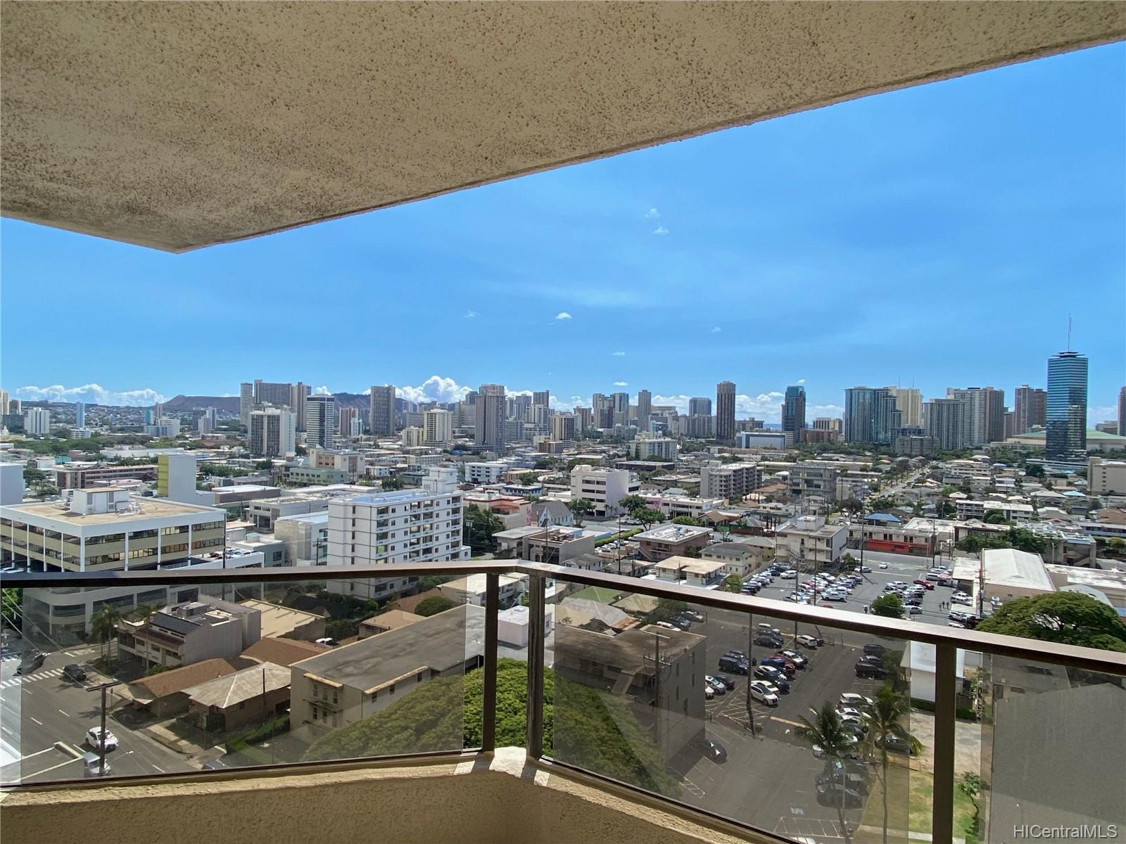 1760 Beretania Street #15C, Honolulu, HI 96826