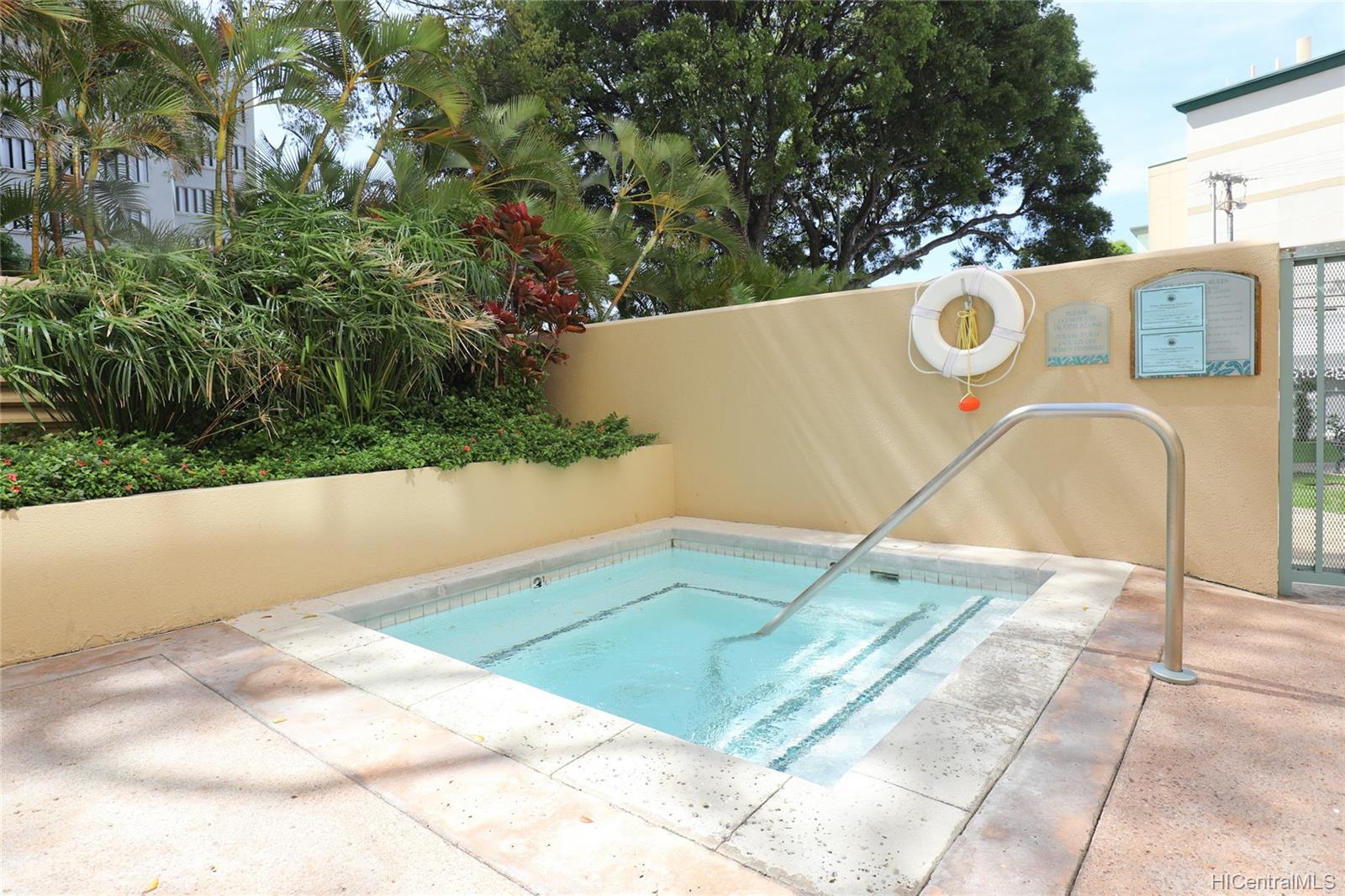 1314 Kalakaua Avenue #1103, Honolulu, HI 96826