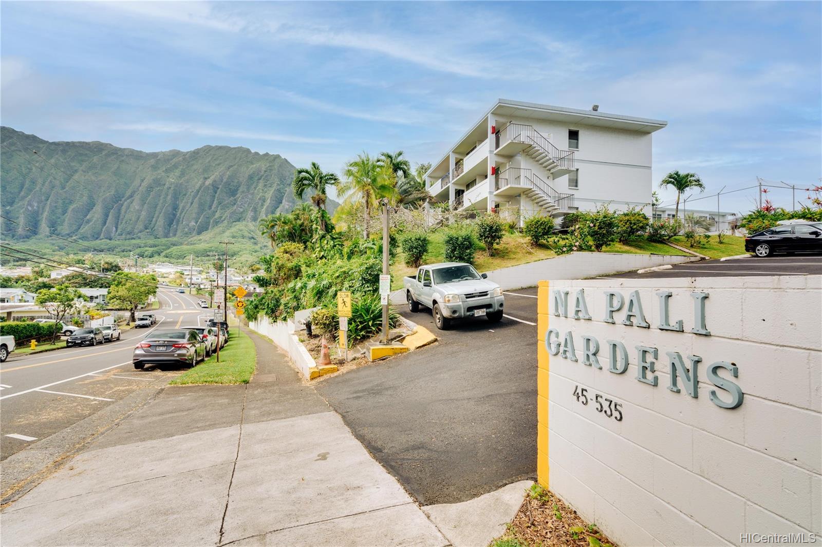 Na Pali Gardens 45-535 Luluku Road #E4, Kaneohe, HI 96744