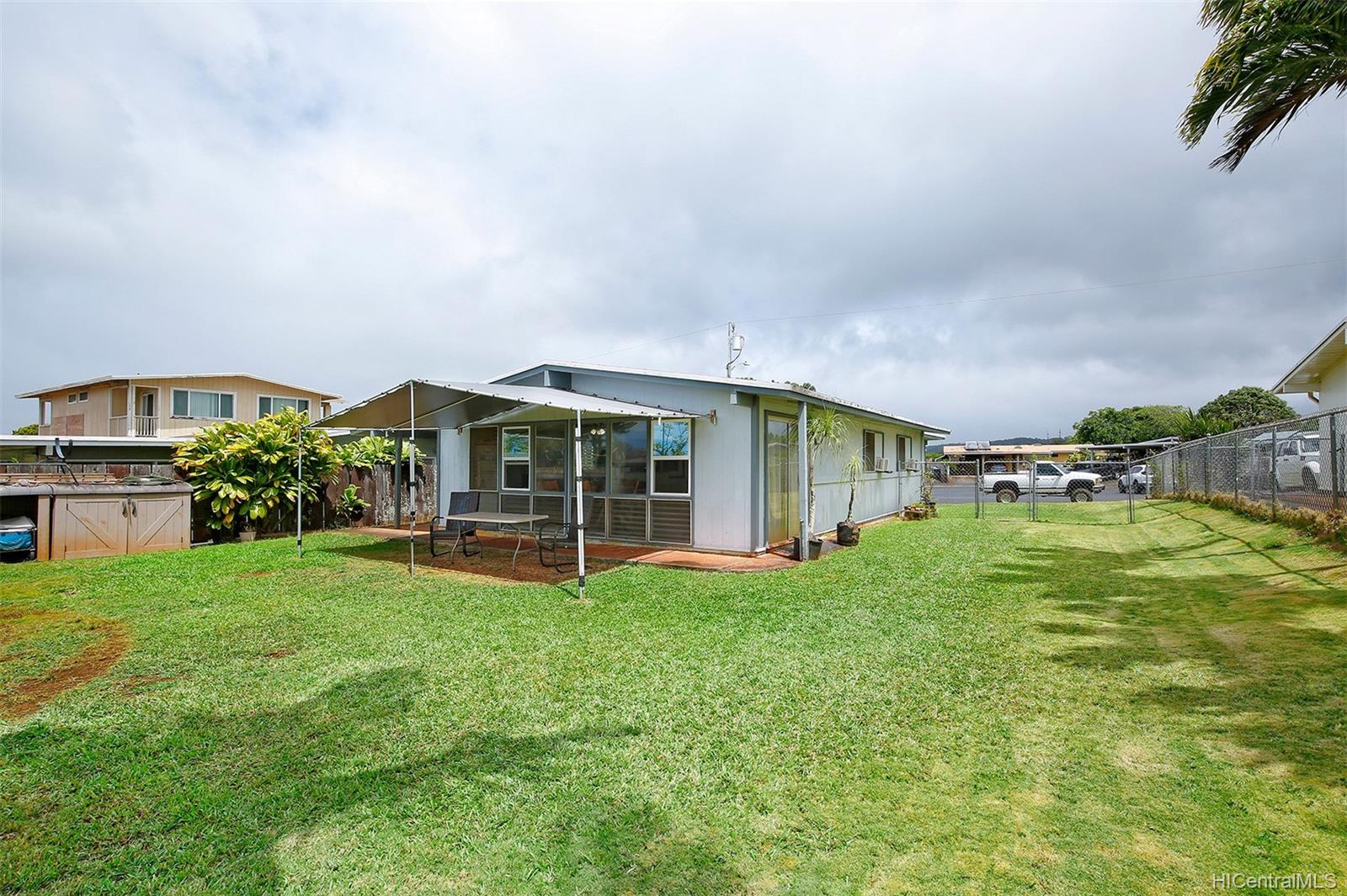  2525 Komo Mai Drive Pearl City, HI 96782