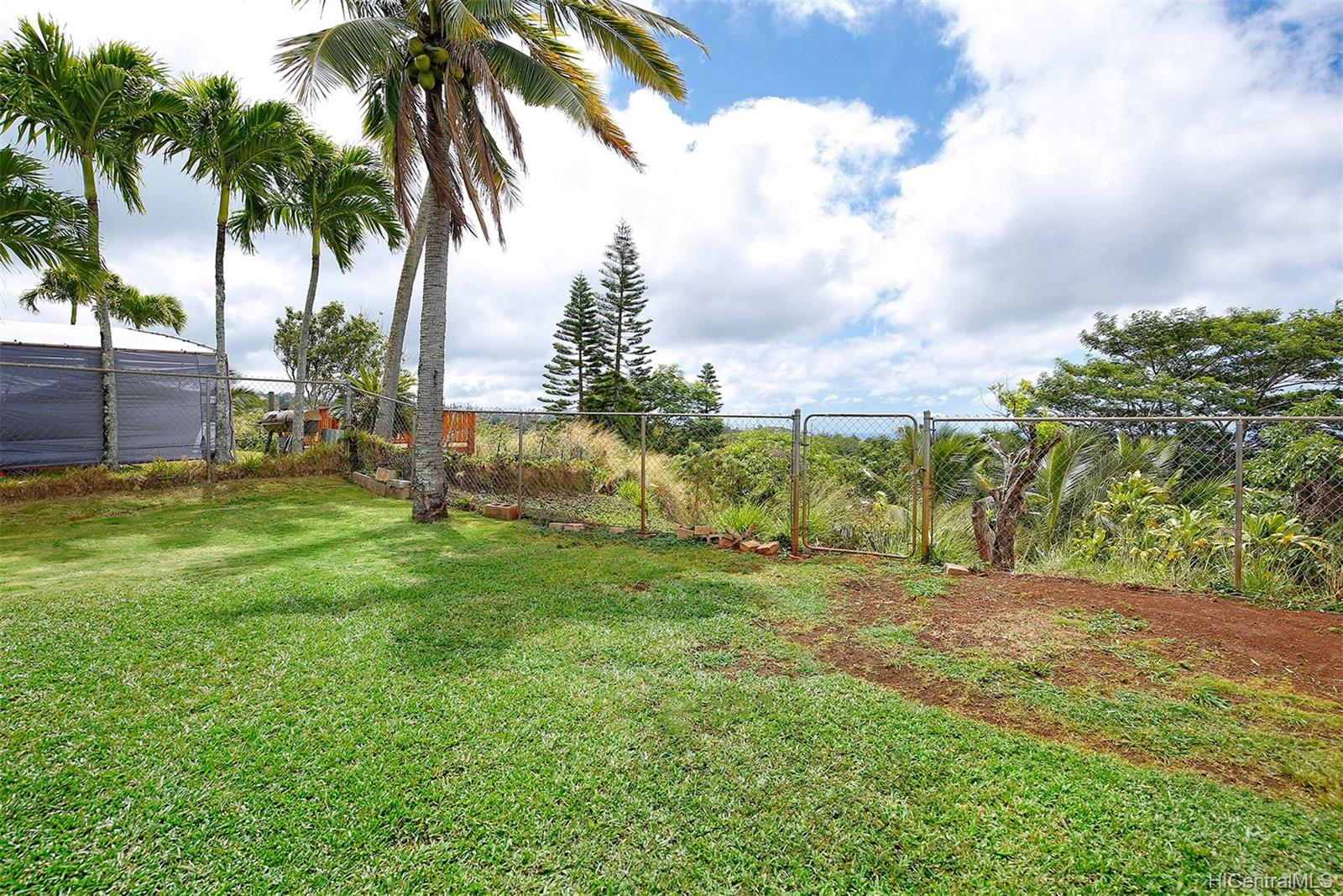 2525 Komo Mai Drive Pearl City, HI 96782