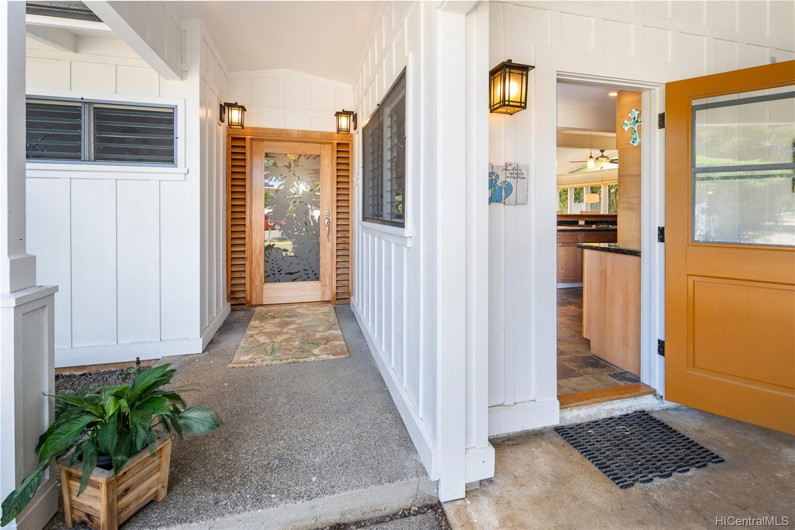 611 Paokano Loop Kailua, HI 96734