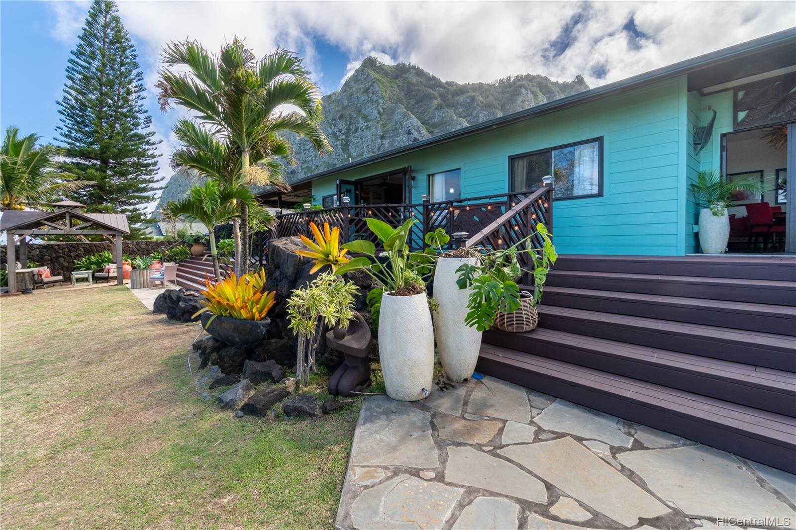 41-696 Kalanianaole Highway Waimanalo, HI 96795