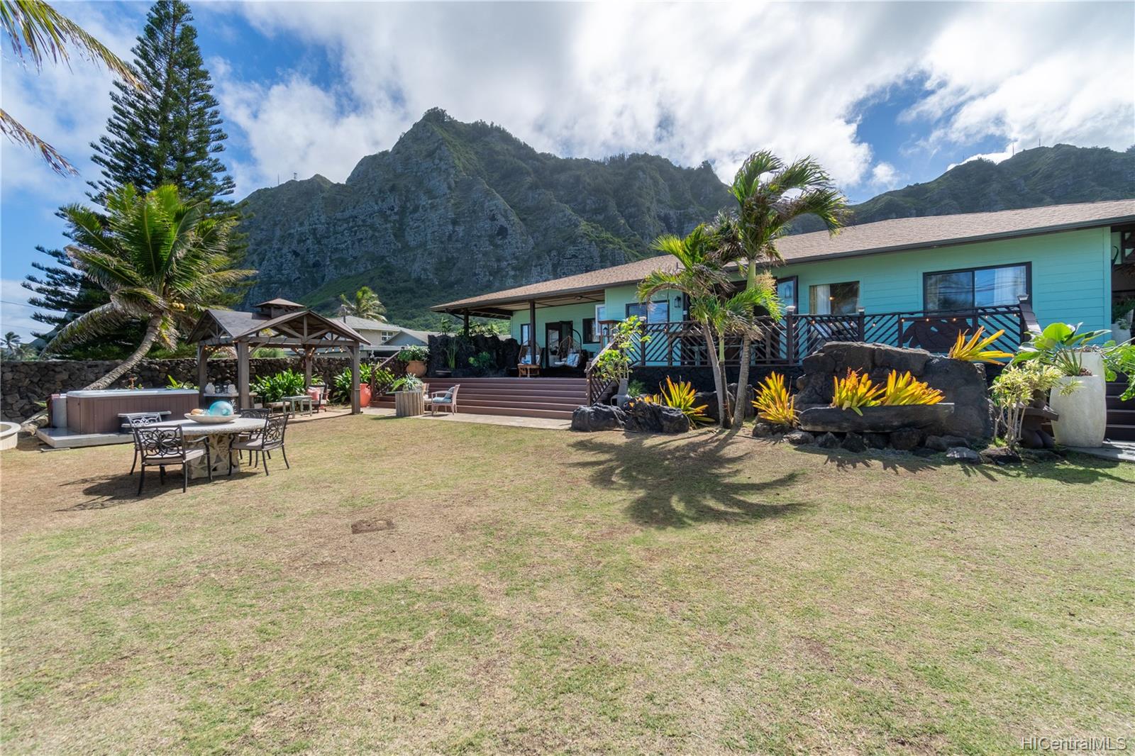 41-696 Kalanianaole Highway Waimanalo, HI 96795