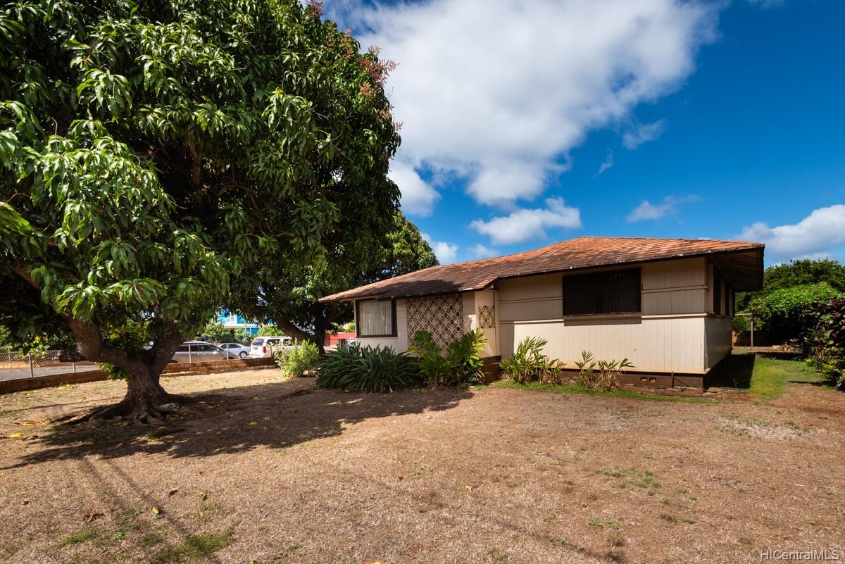 67-140 Komo Street Waialua, HI 96791