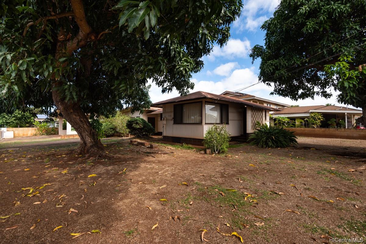 67-140 Komo Street Waialua, HI 96791