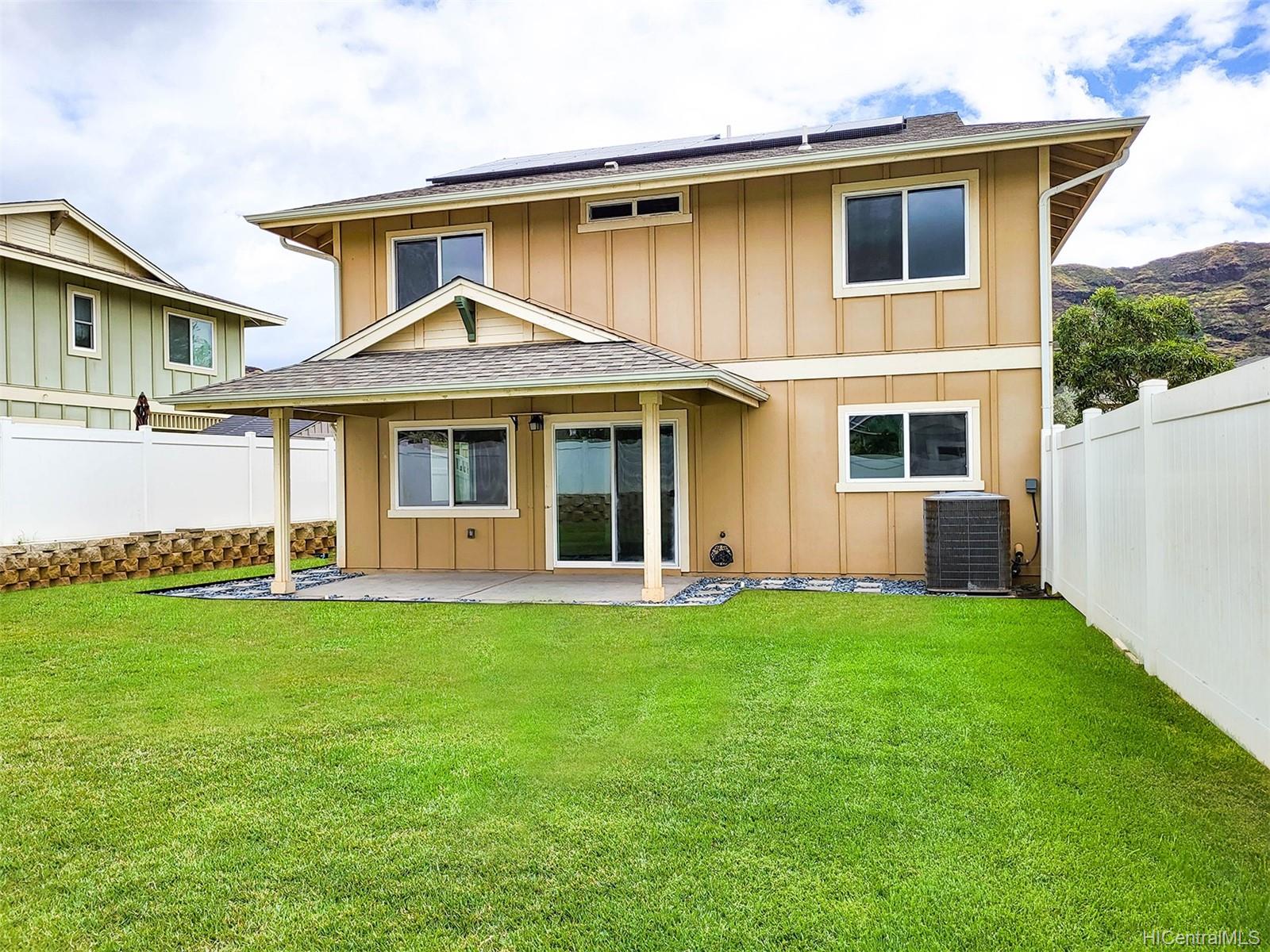 87-1530 Laia Street Waianae, HI 96792