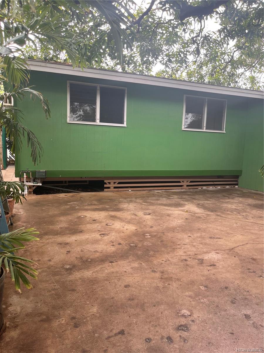 87-159B Kulaaupuni Street Waianae, HI 96792