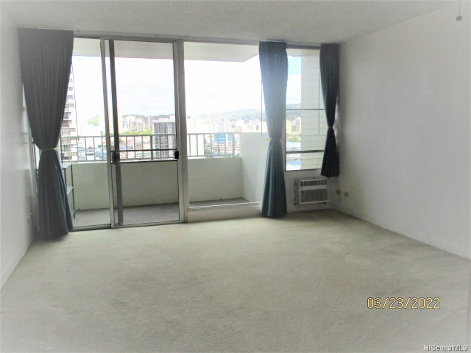 796 Isenberg Street #15A, Honolulu, HI 96826