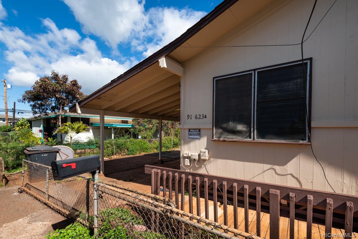 91-623A Pohakupuna Road Ewa Beach, HI 96706