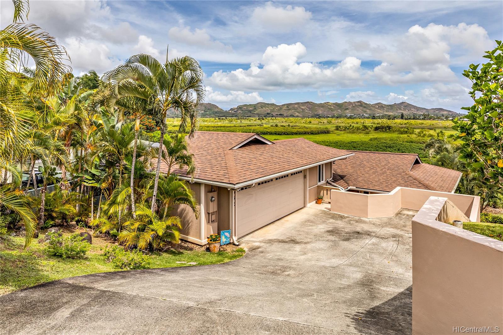 632 Hanale Place Kailua, HI 96734