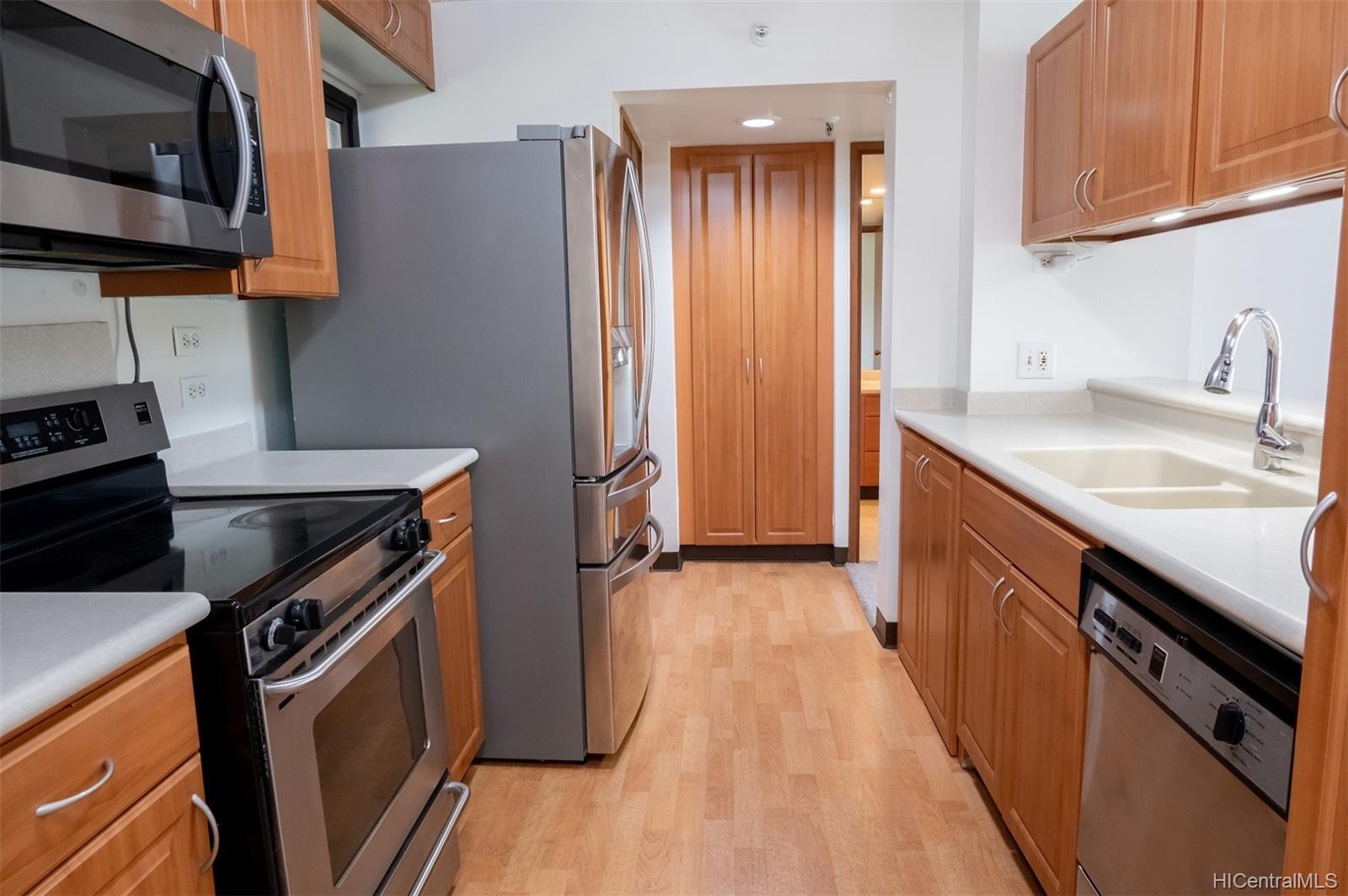 5070 Likini Street #210, Honolulu, HI 96818