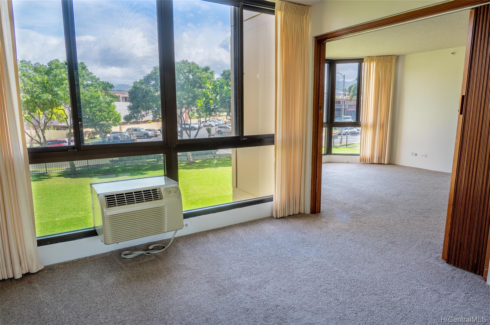 5070 Likini Street #210, Honolulu, HI 96818