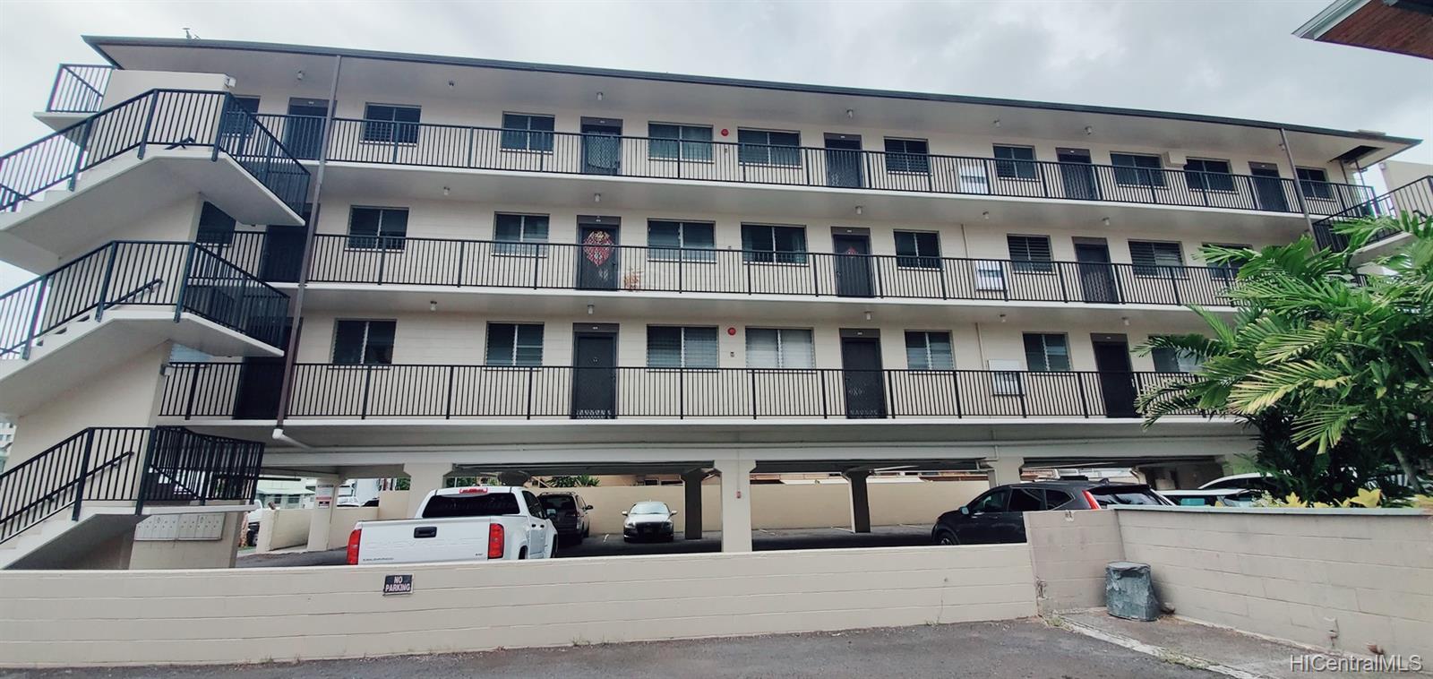 2024 Waiola Street #104, Honolulu, HI 96826