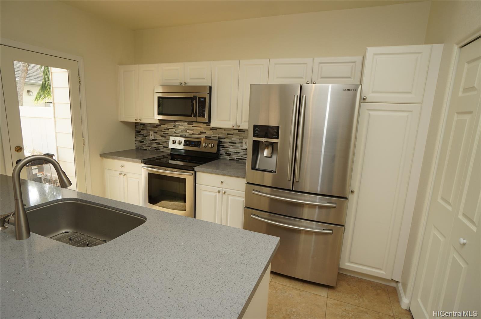 91-1055 Kaimalie Street #2N2, Ewa Beach, HI 96706