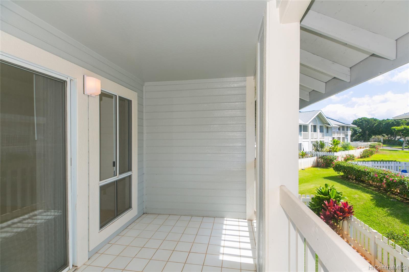 94-207 Paioa Place #M202, Waipahu, HI 96797