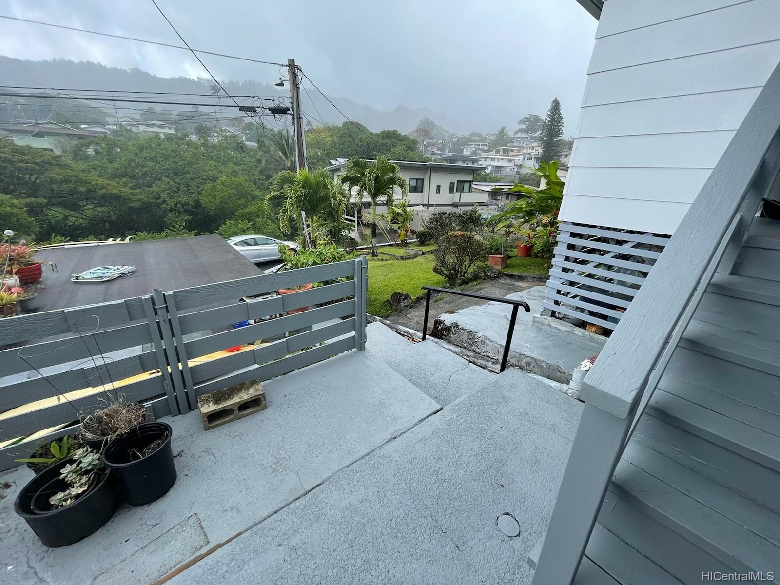 2843 DOW Street Honolulu, HI 96817