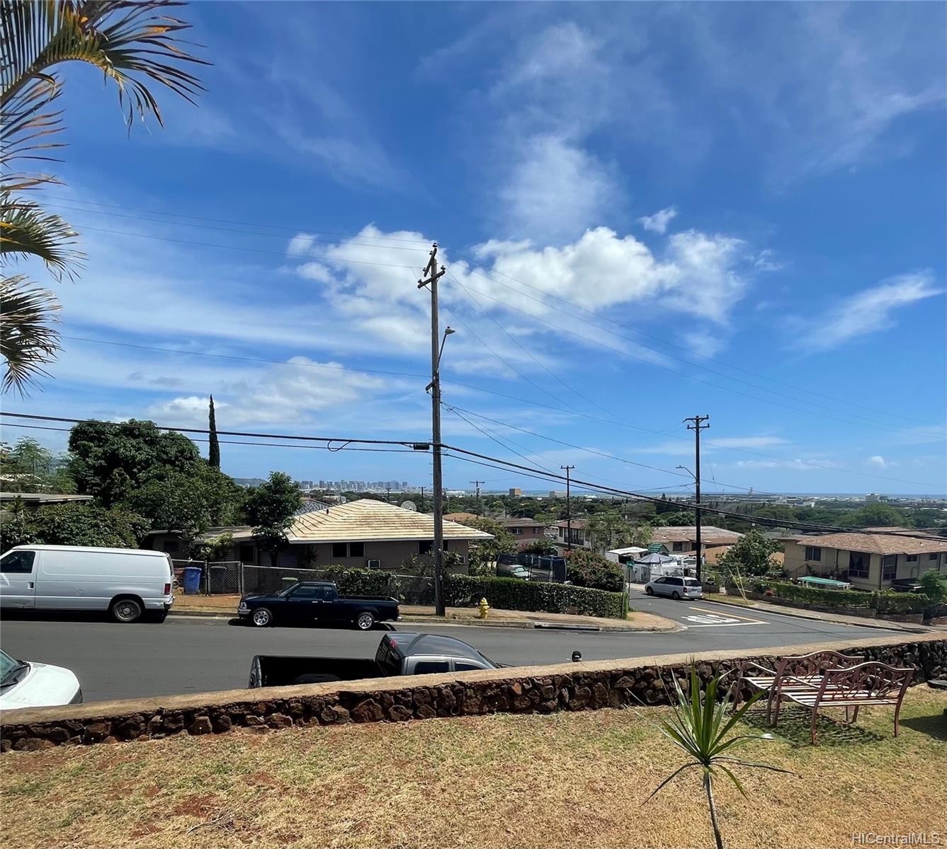 3704 LIKINI Street Honolulu, HI 96818