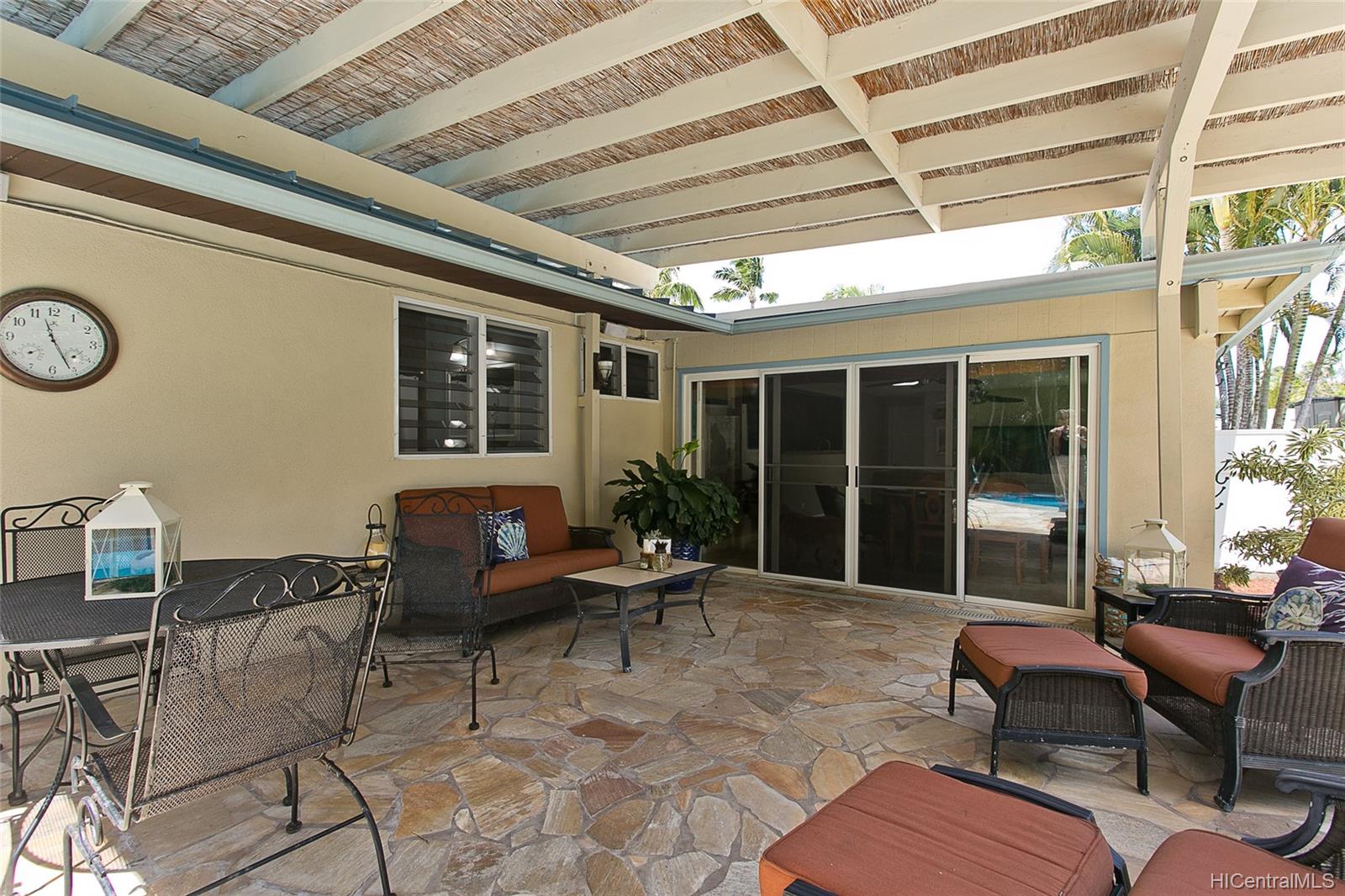 258 Aikane Street Kailua, HI 96734