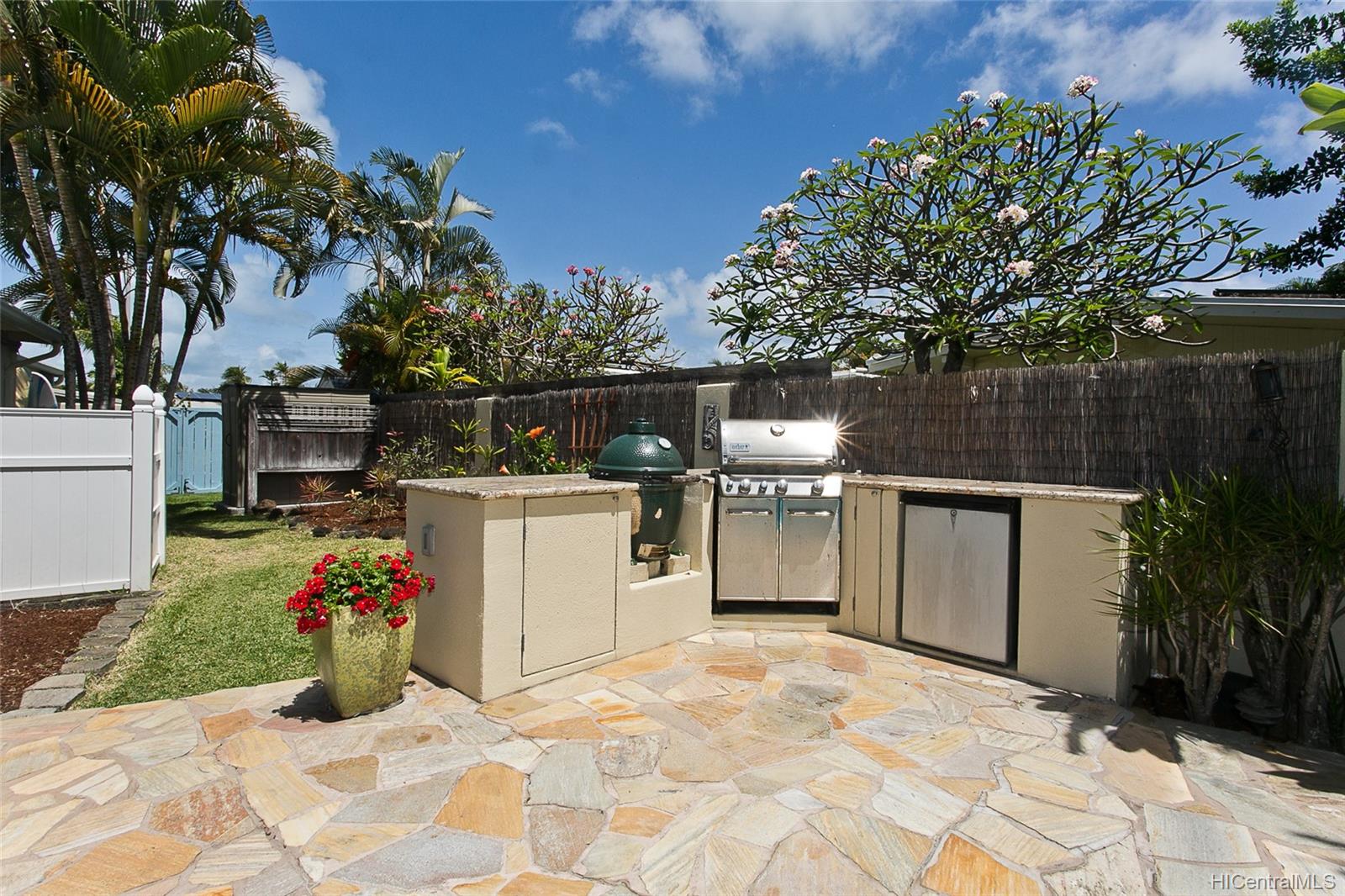 258 Aikane Street Kailua, HI 96734