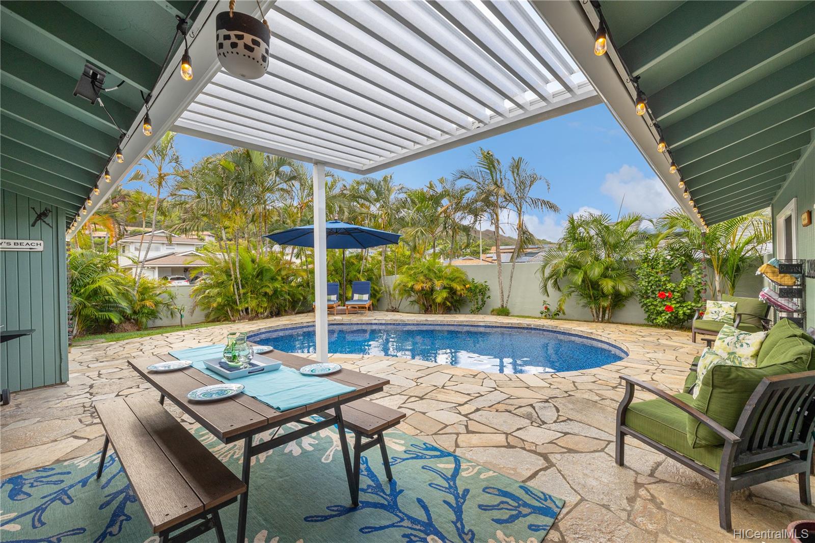 1366 Akiahala Place Kailua, HI 96734