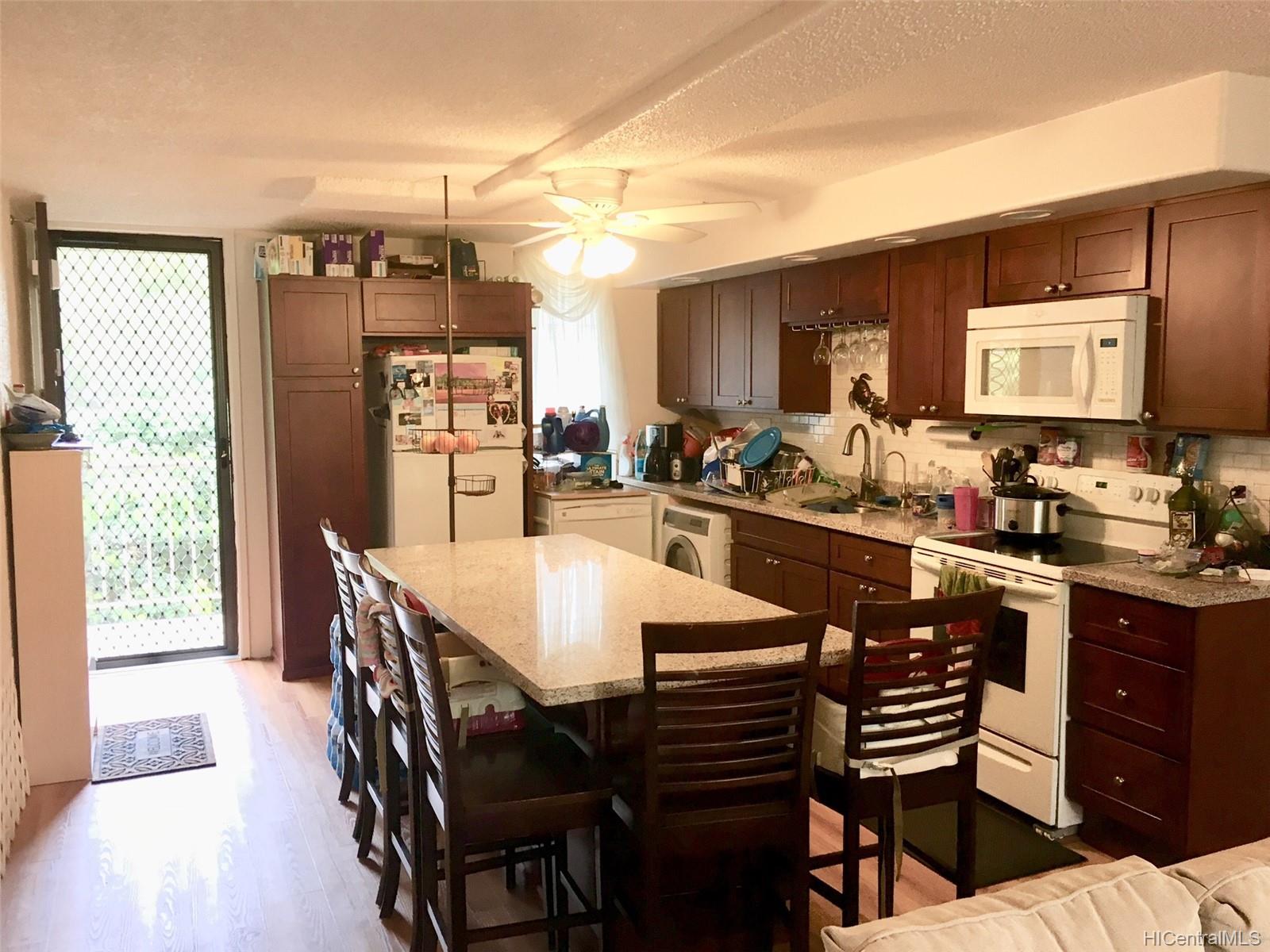 95-273 Waikalani Drive #D706, Mililani, HI 96789