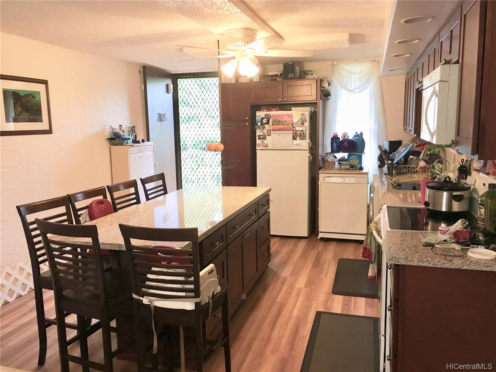 95-273 Waikalani Drive #D706, Mililani, HI 96789