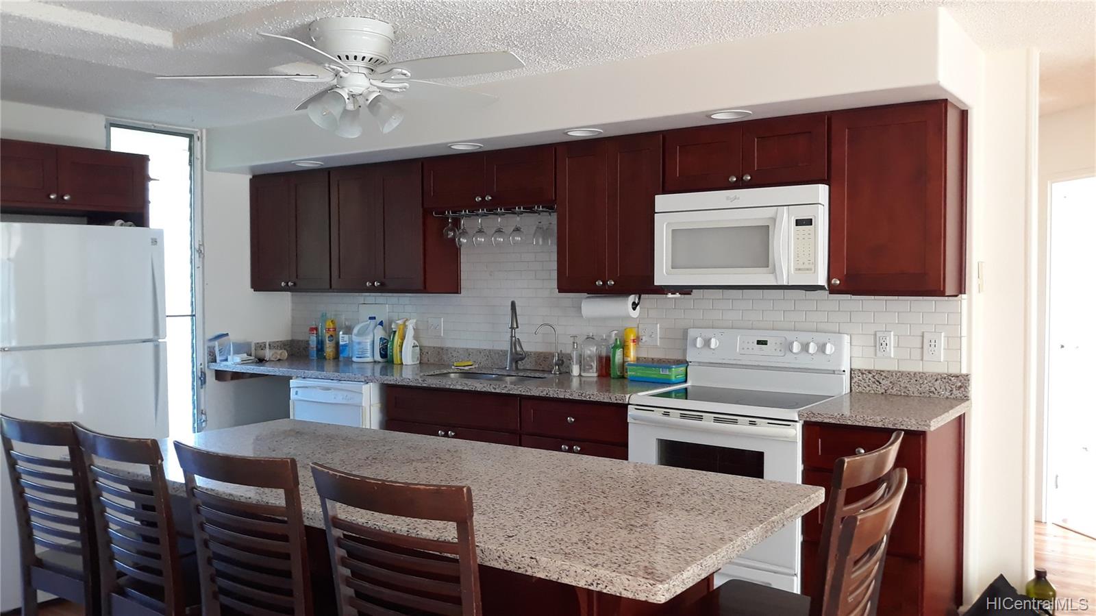 95-273 Waikalani Drive #D706, Mililani, HI 96789