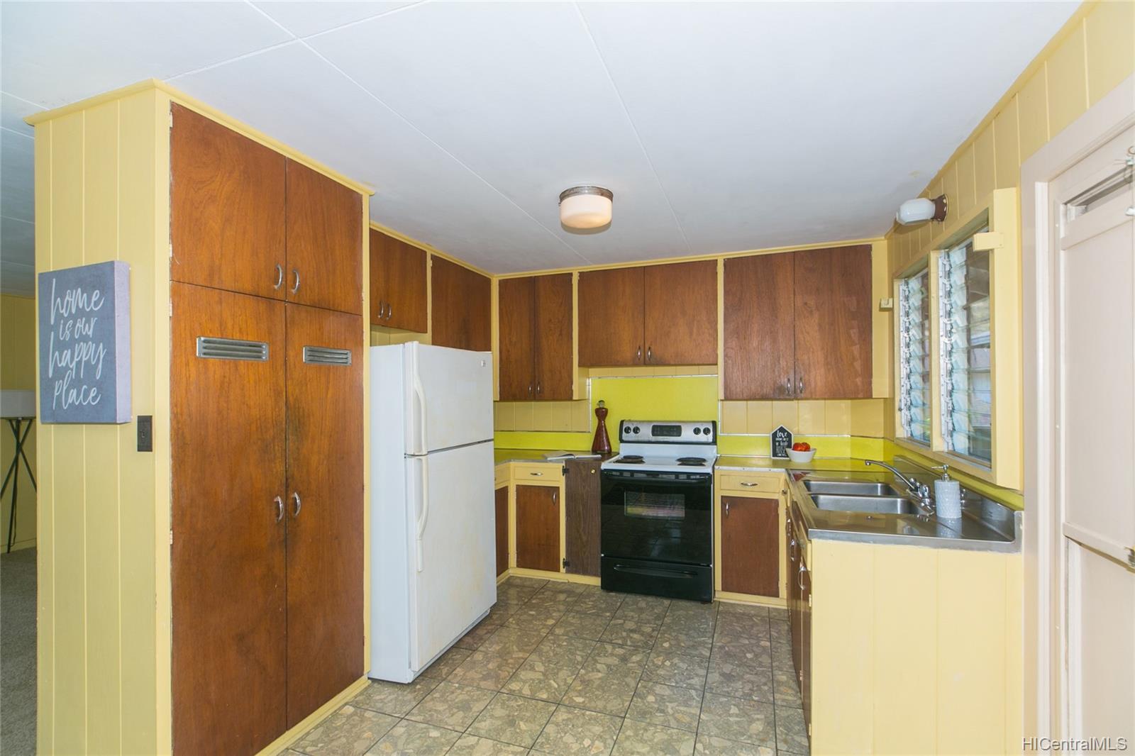 1364 Palolo Avenue Honolulu, HI 96816