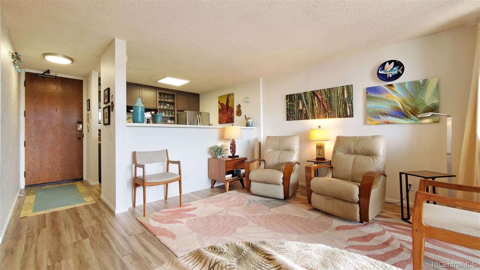 055 Judd Street #2103, Honolulu, HI 96817