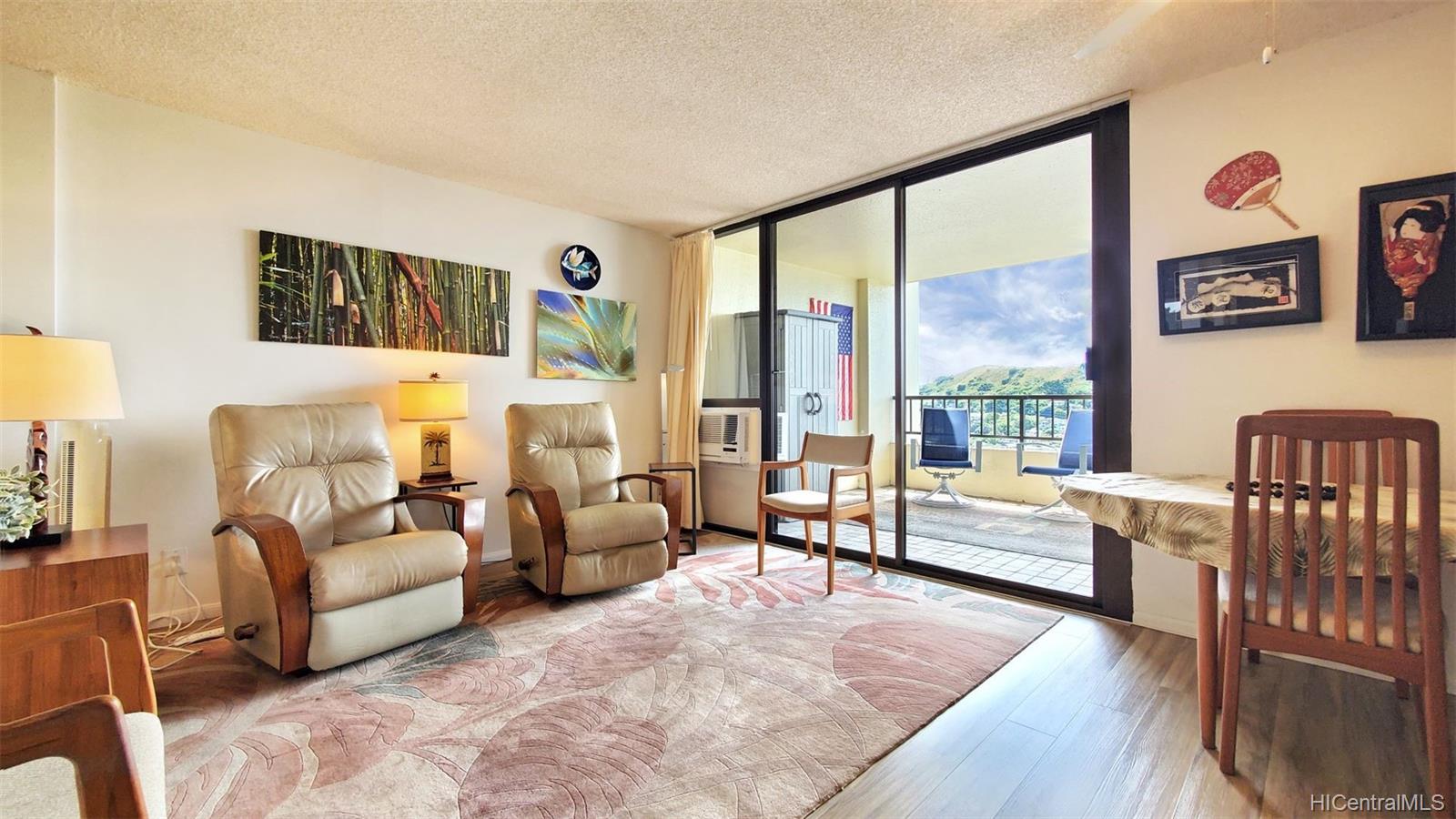 055 Judd Street #2103, Honolulu, HI 96817