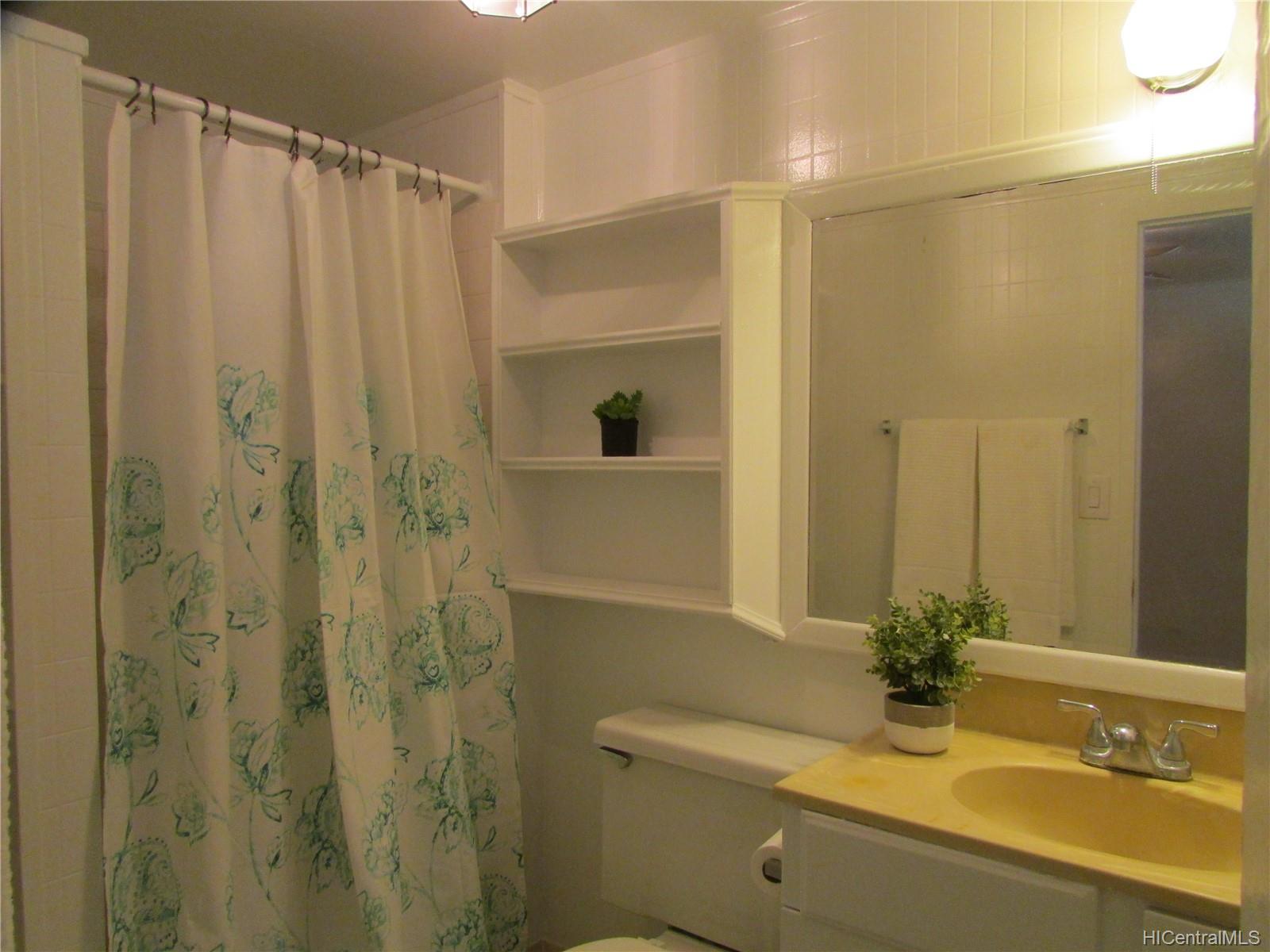 636 Nalanui Street #301, Honolulu, HI 96817